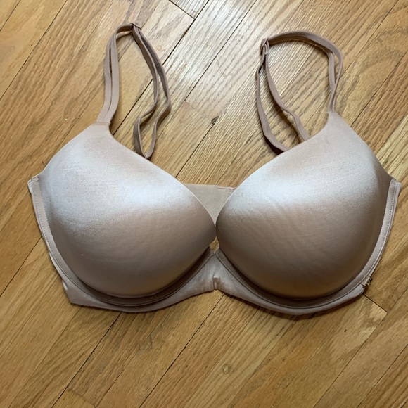 2/$25 VS - Very Sexy Lightly Lined Plunge Bra - Picture 5 of 10